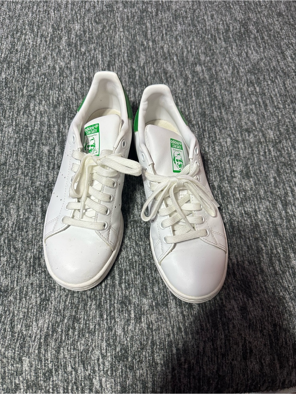 CLOSET CLOSING adidas White Sneakers with Green Logo Detail - Picture 3 of 8